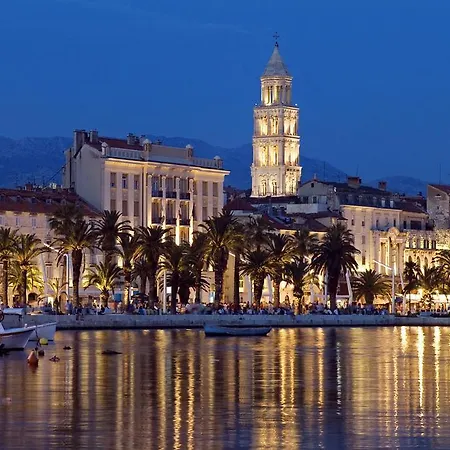 Luxury Accommodation Marino-3