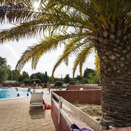 Village Vacances Les Abricotiers (by Popinns)-3