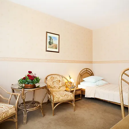 Hotel Ikar-3