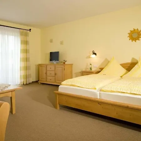 Pension Landhaus Hochfeld-2