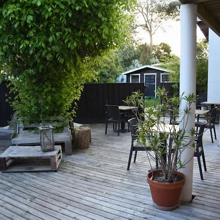 Le Pavillon Bleu-3
