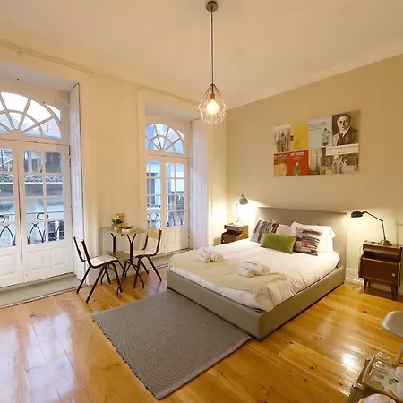 Almada Charm Suites & Apartments-2