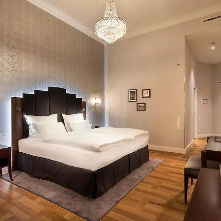 Hotel Mondial Am Kurfuerstendamm-3