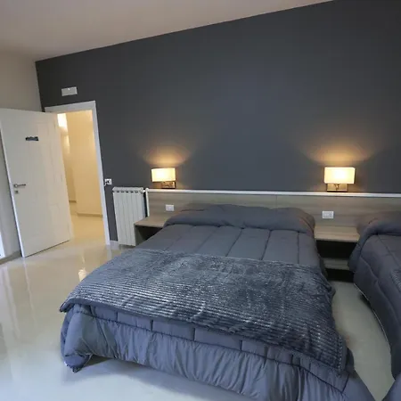 Costa Apartment Naples-3
