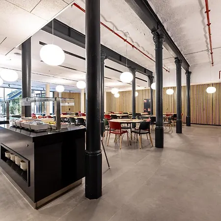 Hotel Raval House-3