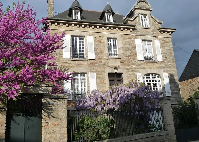 Bed and Breakfast Le 14 St Michel à Josselin