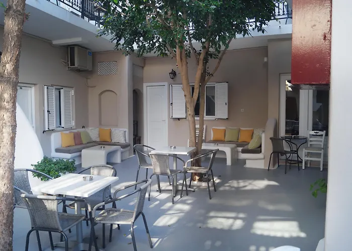 Tataki Hotel
