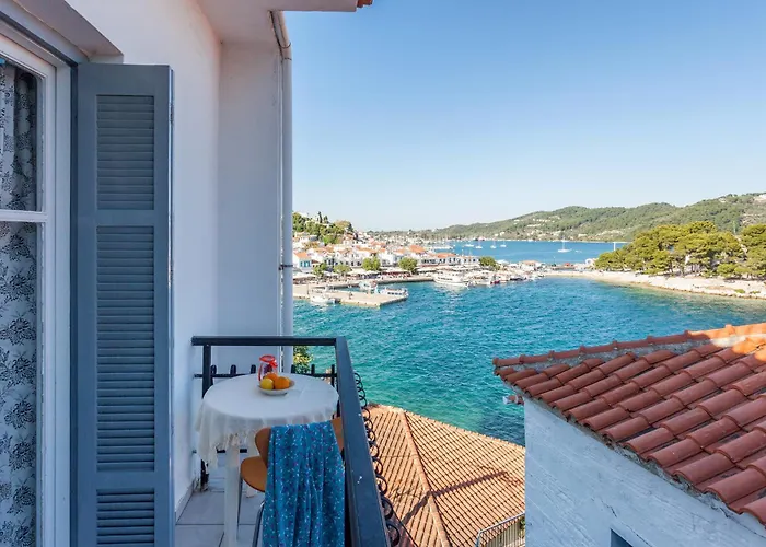 Argo Pension Città di Skiathos
