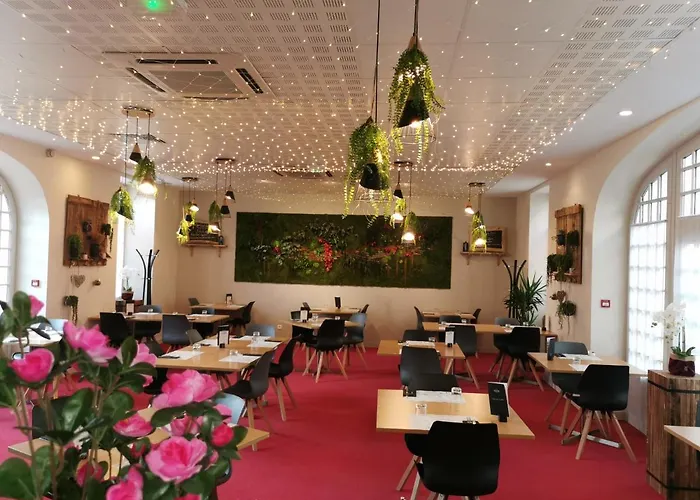 Hôtel Restaurant Le Lion d'Or Gémozac