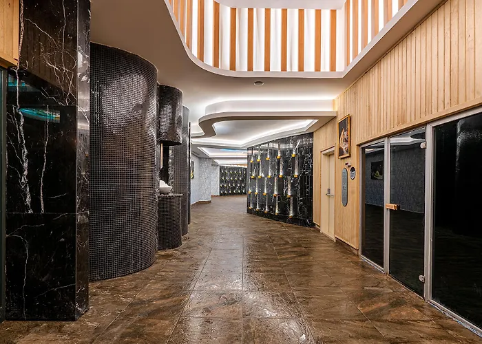 Arnor De Luxe Hotel&Spa Side