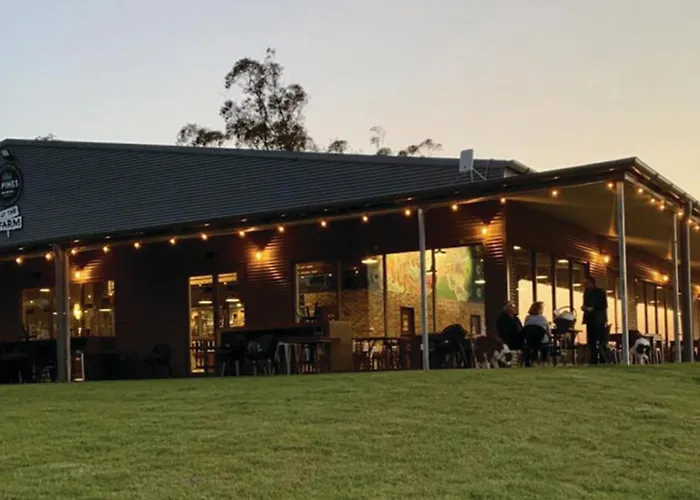 Hunter Valley Resort, Hunter Farm Adventure Centre & 4 Pines At The Farm Pokolbin