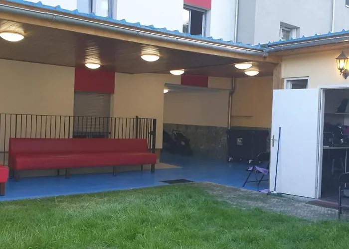 Hotel Le Privilege La Courneuve