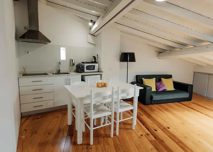 Trovador Guest House