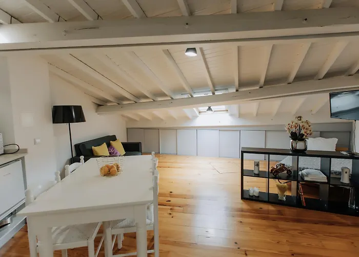 Trovador Guest House Guimarães