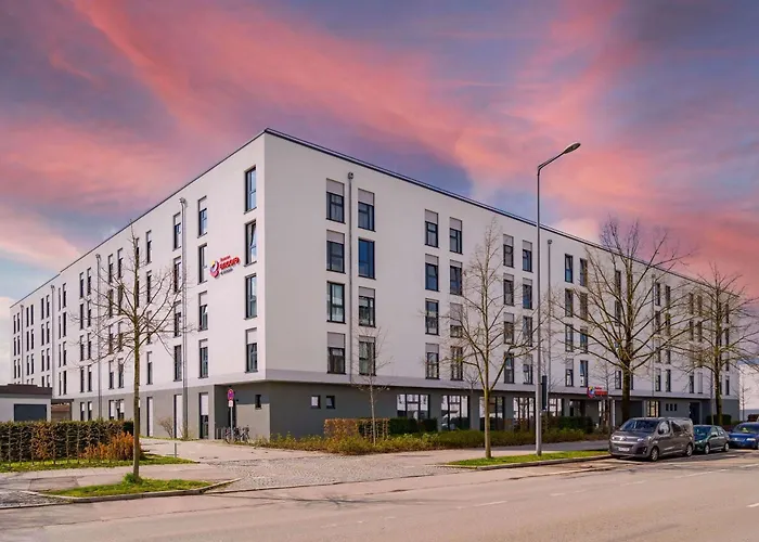 Ramada Encore By Wyndham Munich Messe