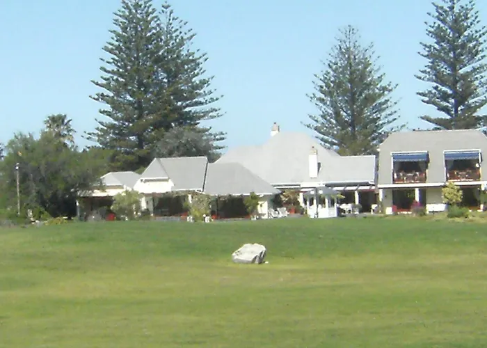 Mulligans Guest Lodge