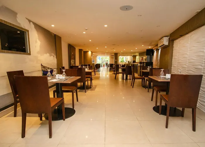 Ramada By Wyndham Panama Via Argentina Hotel