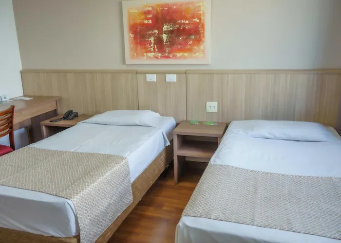 Nacional Inn Porto Alegre - próximo ao Complexo Santa Casa e UFRGS