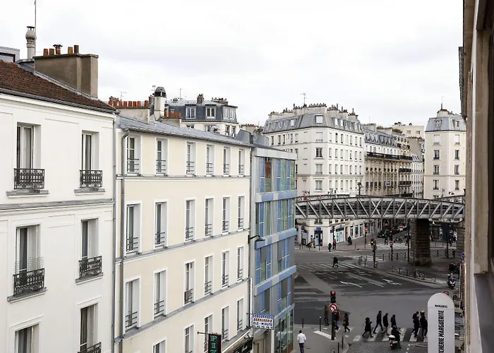 Hotel Eiffel Capitol Paris
