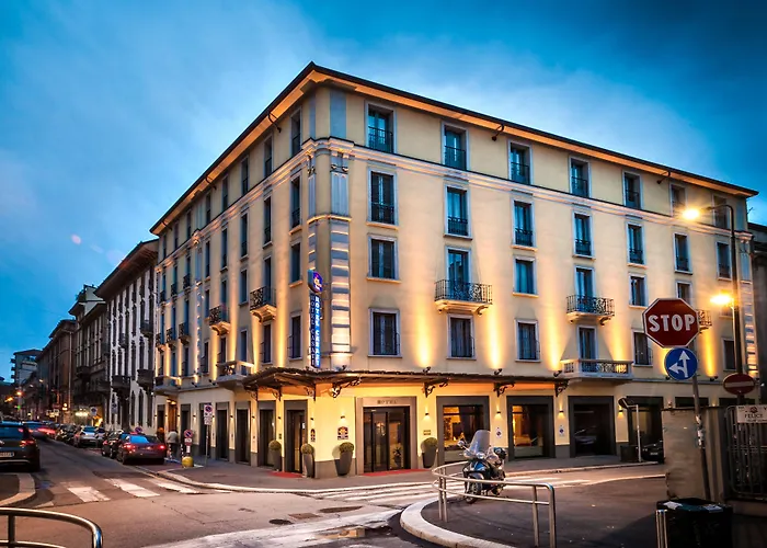 Worldhotel Casati 18 Milão