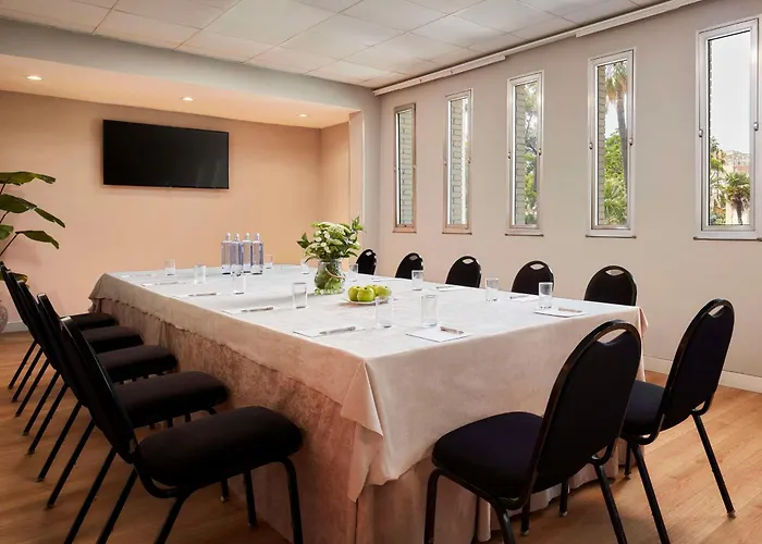 Hotel NH Luz Huelva