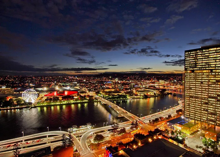 Oaks Brisbane Casino Tower Suites
