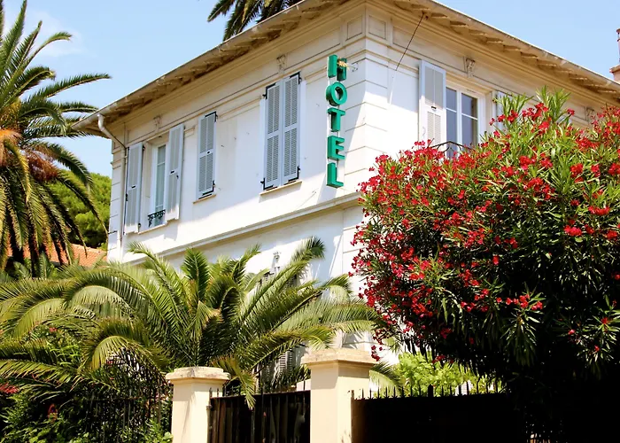Hotel Villa Les Cygnes Nice