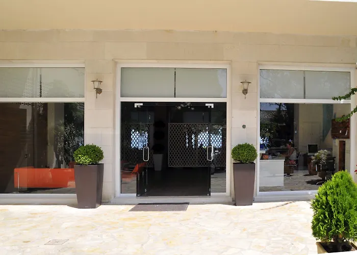 Dassia Beach Hotel