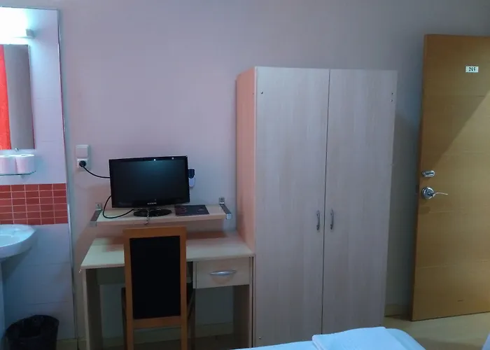 Hostal Falfes Madri