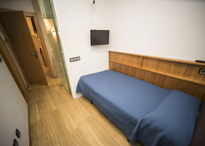Hostal Caballeros Soria
