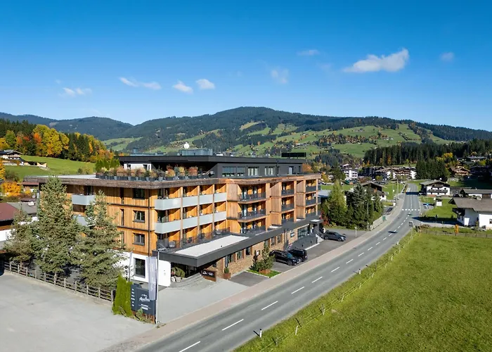 AlpenParks Hotel&Apartment Taxacher Kirchberg in Tirol