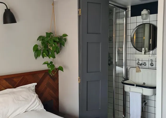 The Pilgrm Hotel London