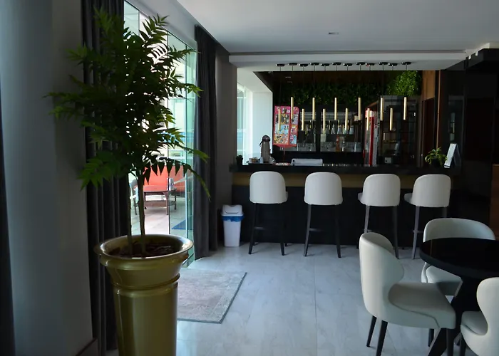 Itacolomi Hotel Piçarras