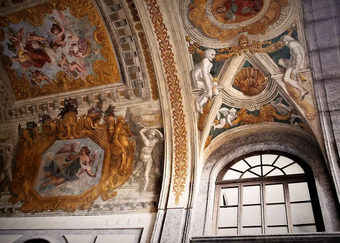 Maison Des Fleurs Neapel