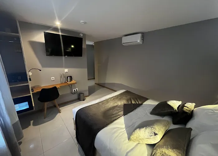 9WAGRAM Hotel Boutique Le Mans