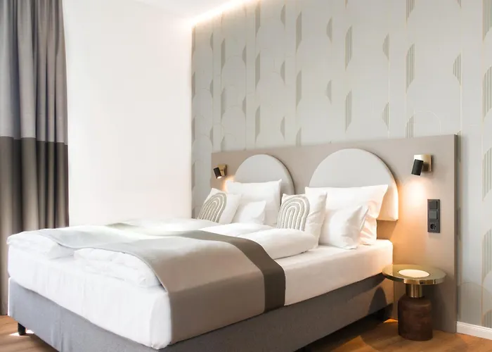 Guestified Liyana Hotel Ratingen