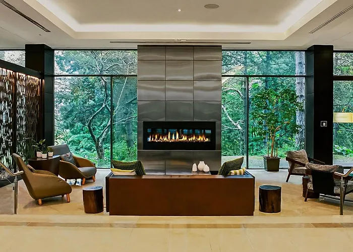 Crowne Plaza Toronto - North York By Ihg Hotel