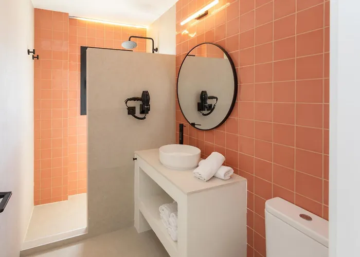 Apartamentos San Antonio Beach