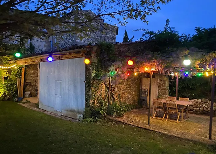Bed and Breakfast La TULIPE SAUVAGE à Bourdeaux