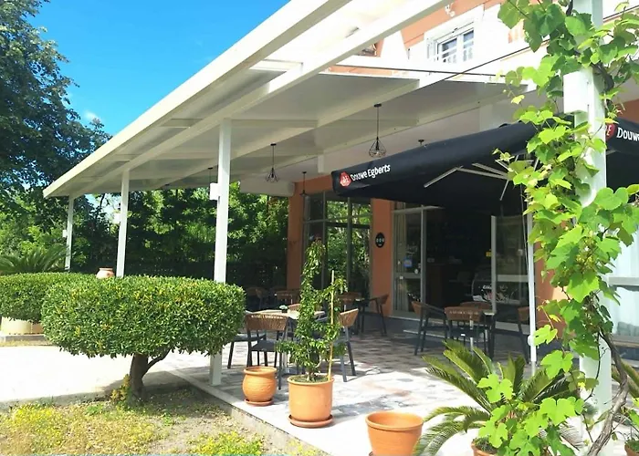 The Red Dragon Exclusive Accommodation Dassia 