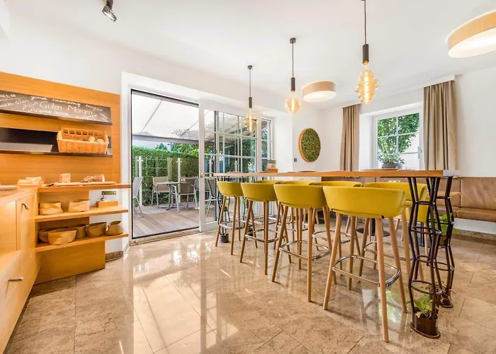 Villa Ceconi By Das Gruene Hotel Zur Post - 100% Bio