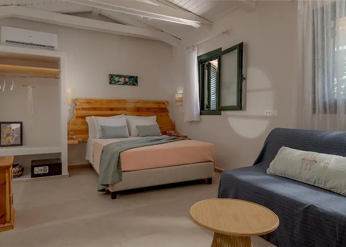 Thires Guesthouse Vasilikí