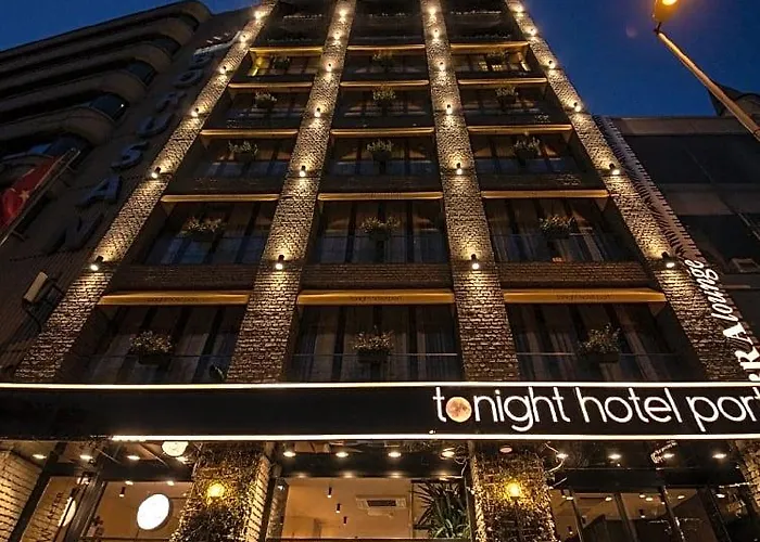 Tonight Hotel Port Istanboel