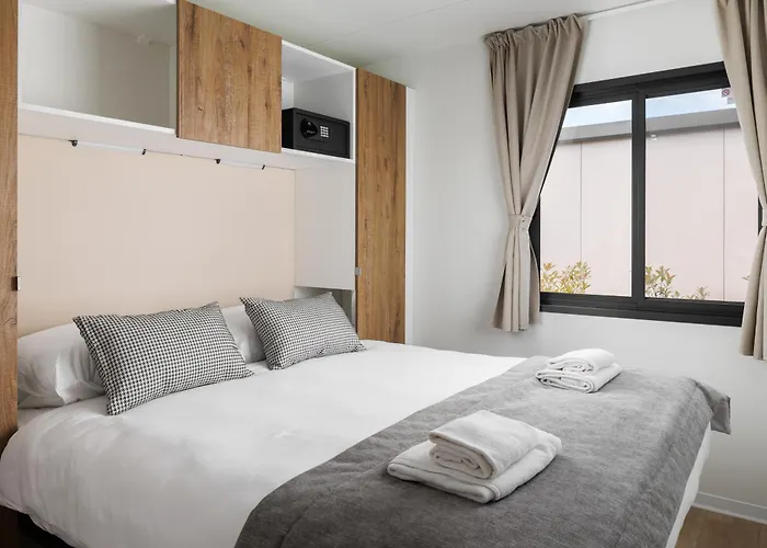 Camping Park Umag Mobile Homes Karigador