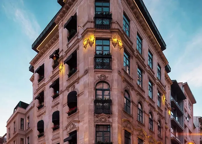 Galata M84