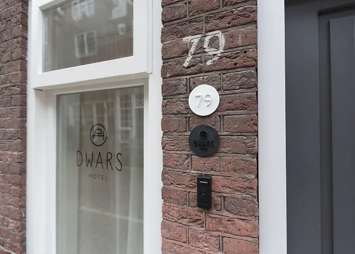 Hotel Dwars Ámsterdam