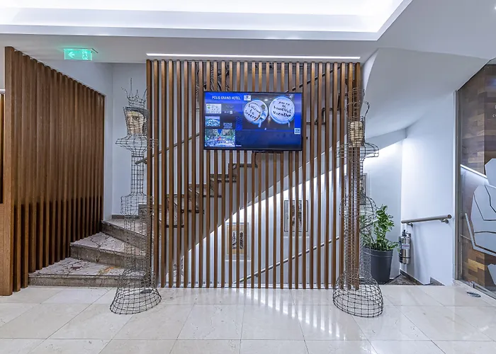 Polis Grand Hotel Atenas