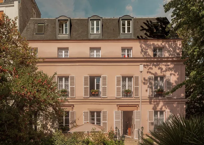 Hotel Des Grandes Ecoles