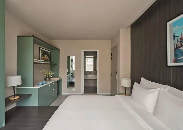 M Village Hotel Ly Tu Trong