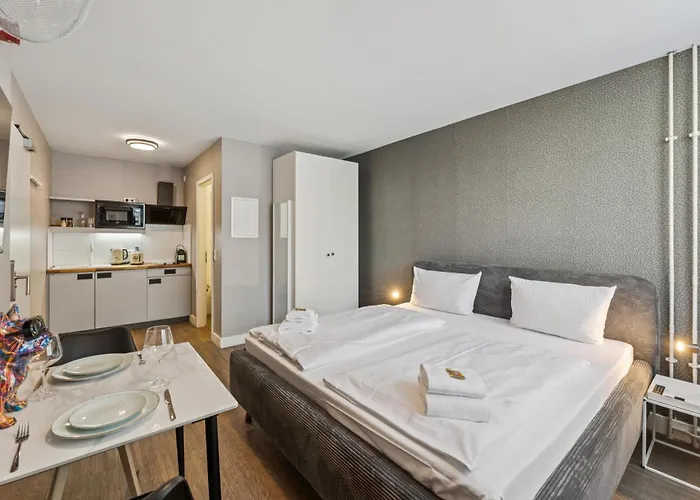 Apartmenthouse Berlin - Am Goerlitzer Park